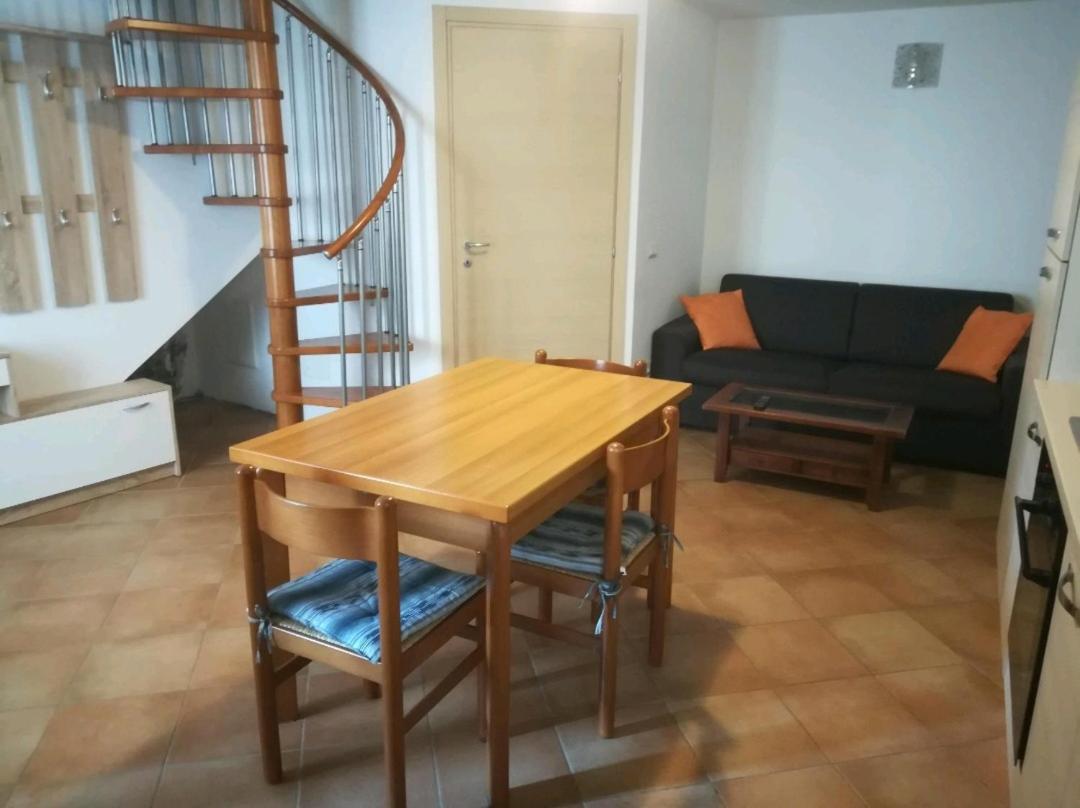 La Casa Di Mario Appartement Perledo Buitenkant foto